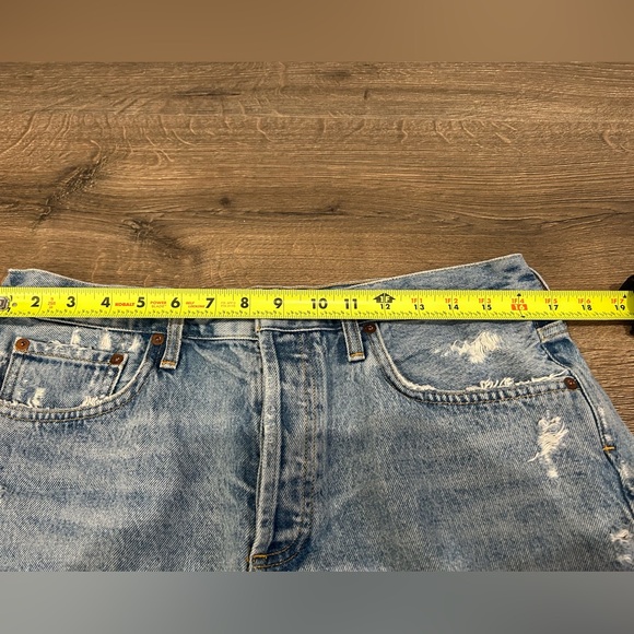 Agolde Parker Distressed Cutoff Jean Shorts Size 31 Color Swampmeet - Picture 4 of 8